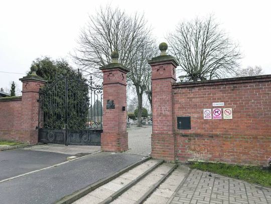 Ponad 280 tys. zł na sprzątanie i zarządzanie cmentarzami. Za dużo?