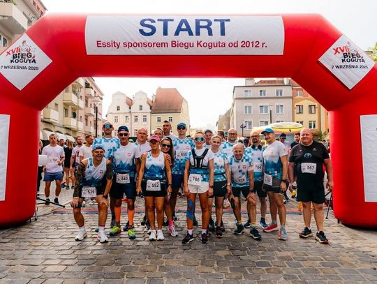 Ponad tysiąc osób na starcie XVIII Biegu Koguta
