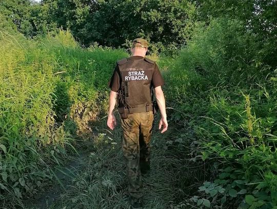 Powiat nie chce być marionetką, ale jeszcze tym razem komendanta straży rybackiej "klepnął"