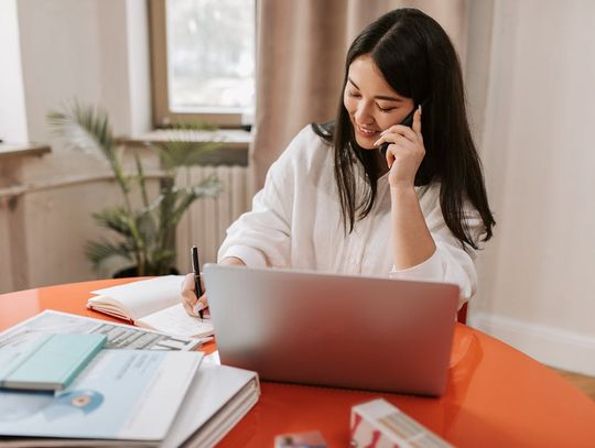 Pracuj jako rekruter IT: poznaj korzyści