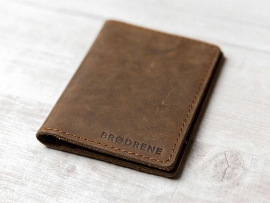 Praktyczny i elegancki portfel – jak go wybrać?