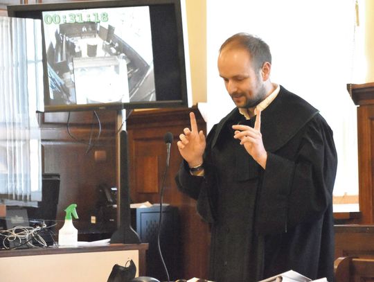 Prokuratura chce dla wójta kary więzienia. Wyrok za parę dni