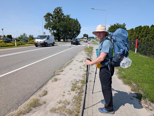 Przed nim 3500 km. Za nim 14 dni marszu