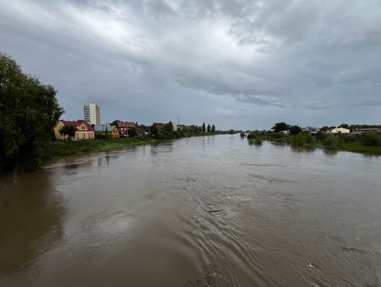 Rzeki Odra i Oława przekroczyły stan ALARMOWY