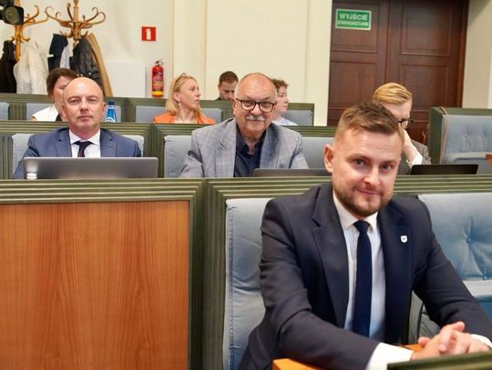 Są dodatkowe pieniądze na drogi dojazdowe Są dodatkowe pieniądze na drogi dojazdowe