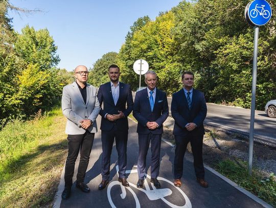 Ścieżka rowerowa oficjalnie otwarta. Czy docelowo połączy Jelcz-Laskowice z Oławą?