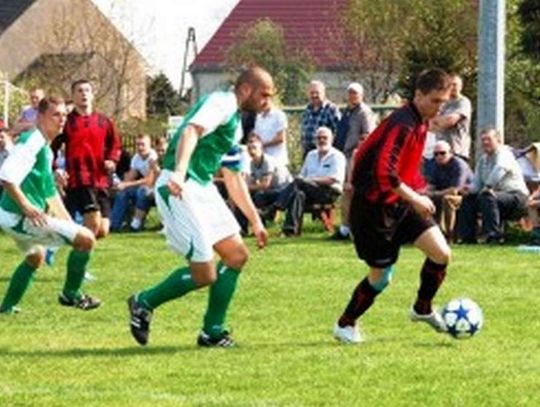 Sędzia nie wypatrzył, więc wypaczył