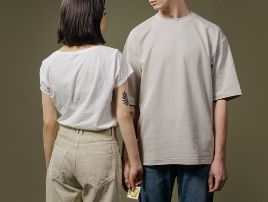 Seks na imprezie integracyjnej – firmowe afery z tragicznym zakończeniem!