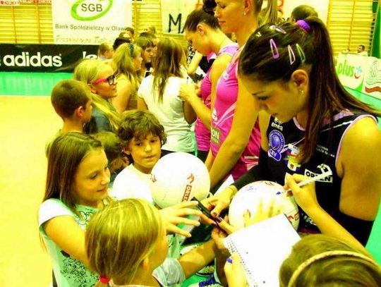 Siatkówka w kolorach Tęczy