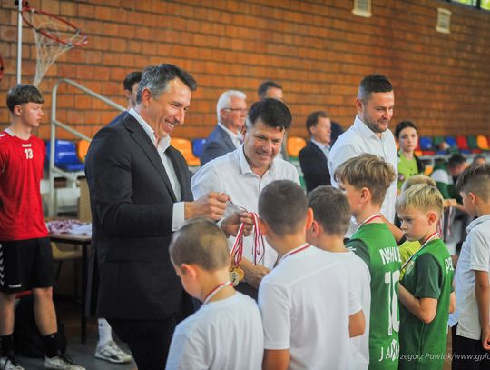 Sławomir Szmal w powiecie oławskim. Turniej, spotkania i autografy...