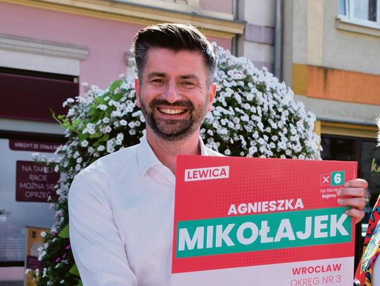 Śmiszek w Oławie o pandemii i pisowskim państwie z dykty