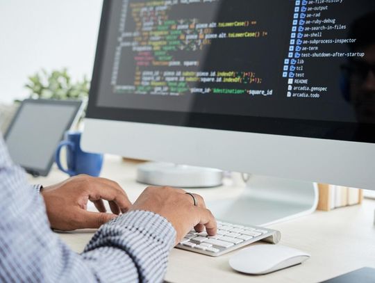 Software House w Poznaniu - jak wspiera rozwój przedsiębiorstw?