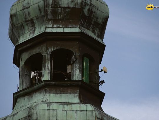 Spór o anteny i głośniki na ratuszowej wieży