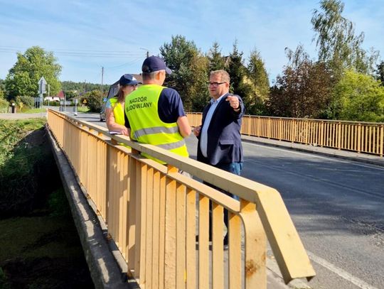 Sprawdzali dziś drogi na polderze