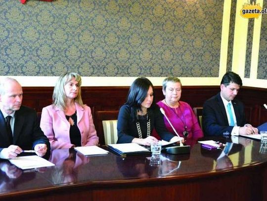 Stare z młodym, czyli nowy burmistrz Oławy