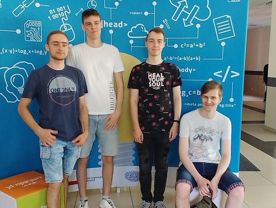 Sukces uczniów powiatowej szkoły