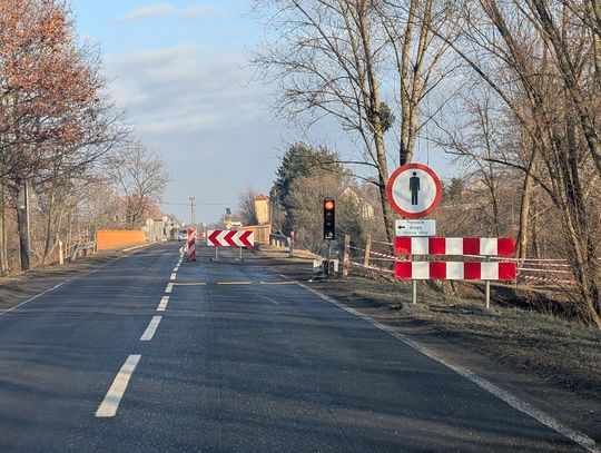 Światła już tu działają. Będzie wolniej