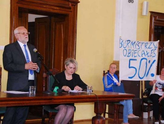 Szkoła tak, dalsze negocjacje - nie