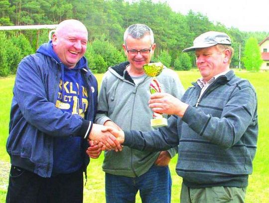 „Szwagry” wciąż dominują