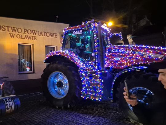 Taki akcent na parkingu Starostwa Powiatowego