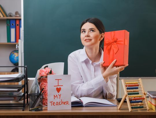 Ten kalendarz 2025/2026 to hit wśród nauczycieli! Zobacz, dlaczego tak ułatwia pracę