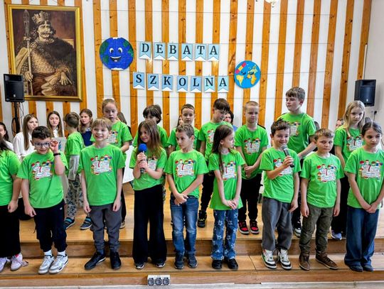 To człowiek jest odpowiedzialny za zmiany klimatu. Ważna debata w SP nr 1