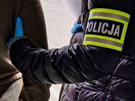 Udana akcja oławskiej Policji! Pięć osób zatrzymanych Policja Oława