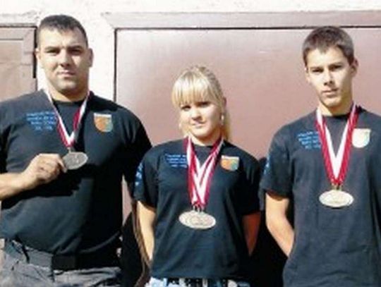 „Udźwignęli” trzy krążki