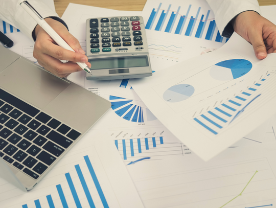 Ugody frankowe – co zawierają propozycje banków i jak je analizować?