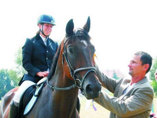 Wakacyjne koni skakanie