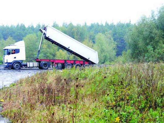 Wciąż nie wiadomo, co tam trafiło