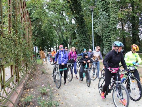 WIADOMOŚCI Z REGIONU: Kolejne ścieżki rowerowe w regionie powstają dzięki samorządowi województwa