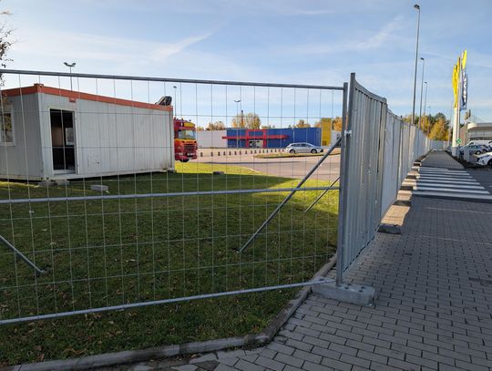 Wiemy, co tu będzie. Więcej szczegółów rozbudowy Parku Handlowego w Oławie Wiemy, co tu będzie. Więcej szczegółów rozbudowy Parku Handlowego w Oławie