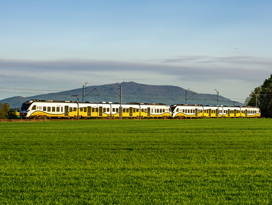Wiosna na torach, korekta rozkładu jazdy pociągów