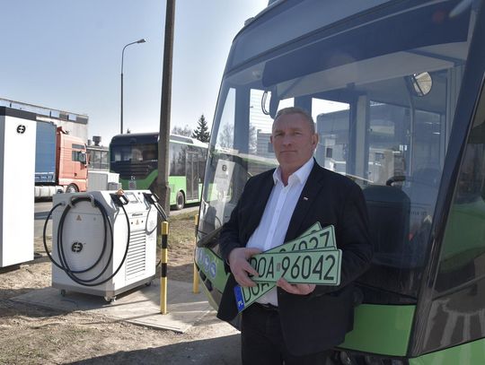 Wszystkie elektryki już są, wciąż jednak... nie ma prądu