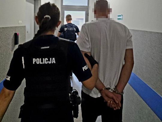 Zostawił rower i odjechał skradzionym Jeepem. 26-latek zatrzymany jeszcze tej samej nocy