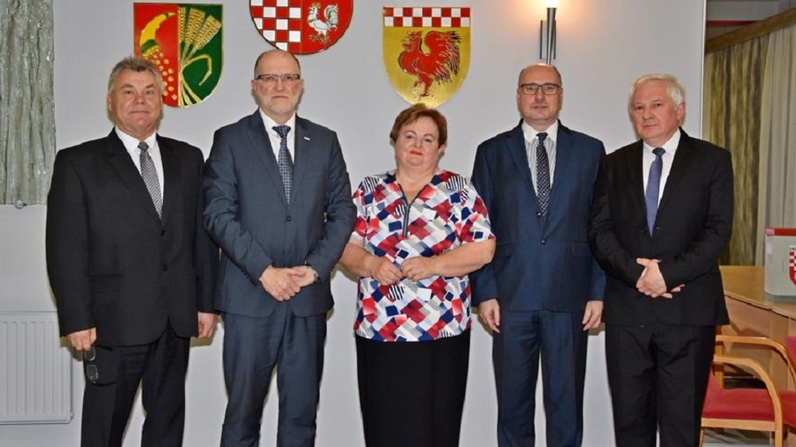 SENSACJA! Zarząd Powiatu odwołany! SENSACJA! Zarząd Powiatu odwołany!