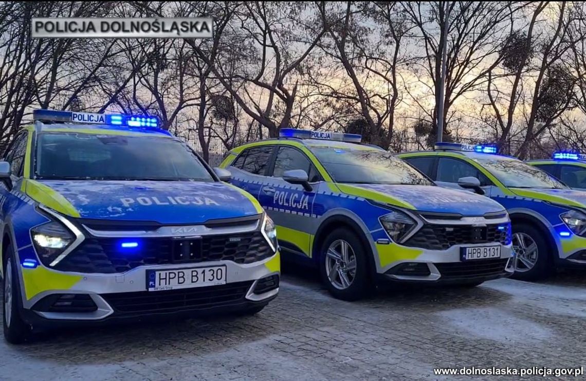10 aut KIA dla dolnośląskiej Policji, także dla Oławy