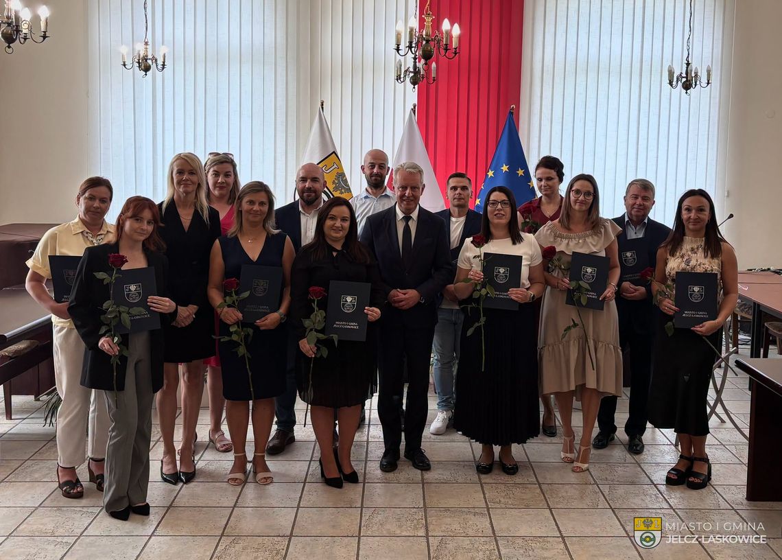 15 nauczycielek i nauczycieli z awansami 15 nauczycielek i nauczycieli z awansami