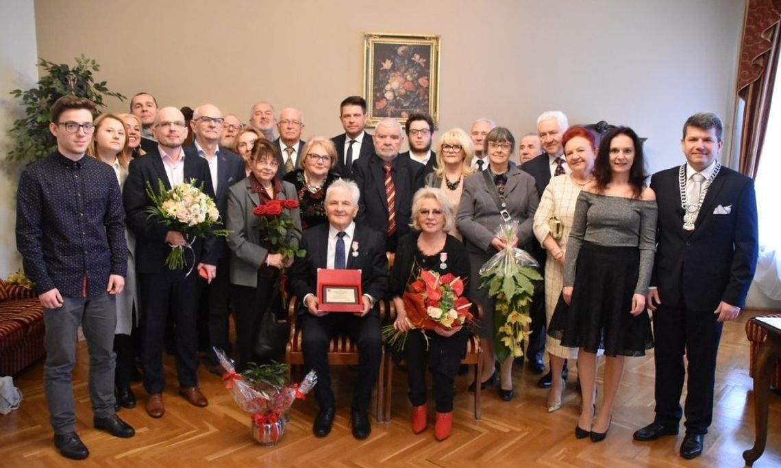 50 lat Bożeny i Ryszarda! Poznali się na „fajfach”