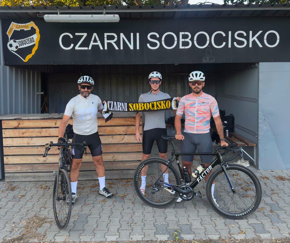 500 kilometrów dla Przemka. Zawodnicy Czarnych Sobocisko ruszyli rowerami do Kołobrzegu 500 kilometrów dla Przemka. Zawodnicy Czarnych Sobocisko ruszyli rowerami do Kołobrzegu