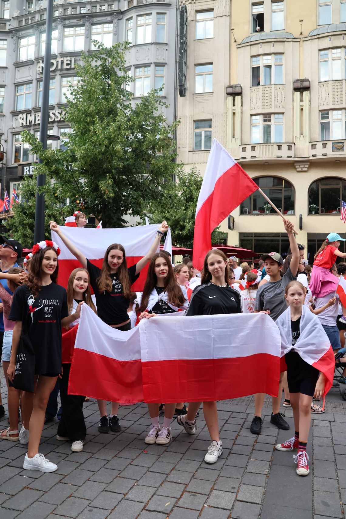 7 dziewcząt z Oławy reprezentuje nas w Pradze