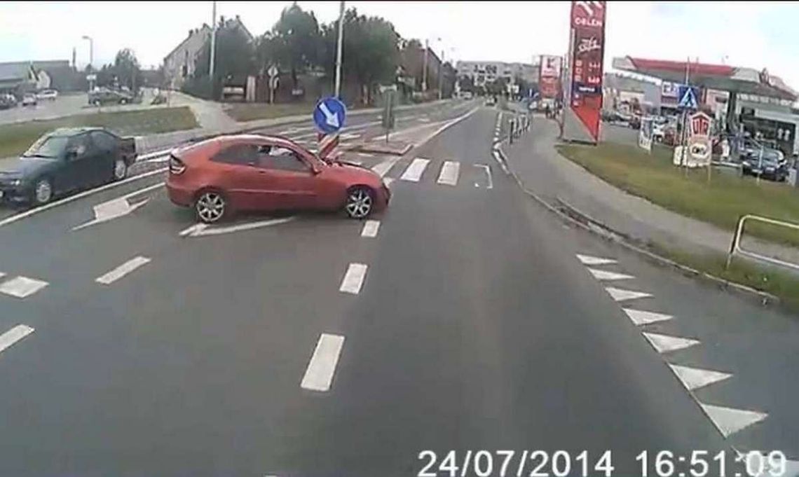 7 wykroczeń w niecałą minutę