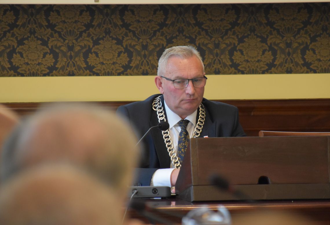 9:7 dla przewodniczącego Mazurka 9:7 dla przewodniczącego Mazurka