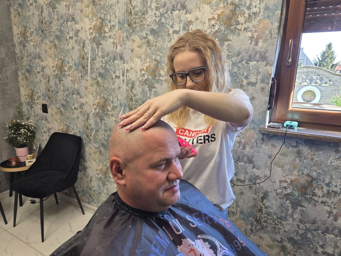 Adam: - Włosy odrosną, a pieniądze na koncie fundacji zostaną