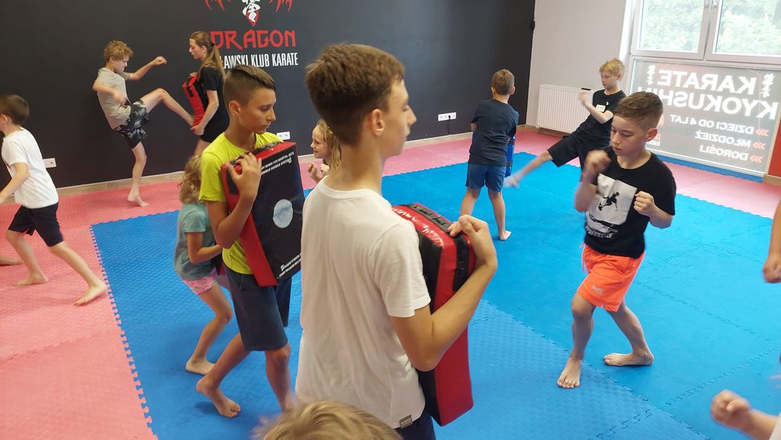 AKTYWNA OŁAWA, czyli zajęcia w Klubie Karate Kyokushin "Dragon" Oława