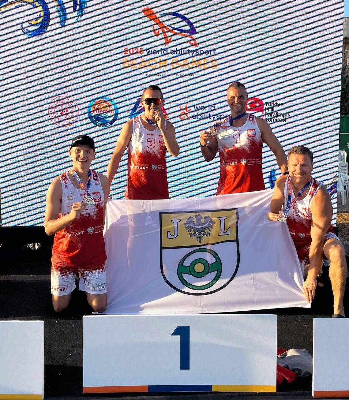 Artur Wąsowicz mistrzem świata w siatkówce plażowej osób z niepełnosprawnościami