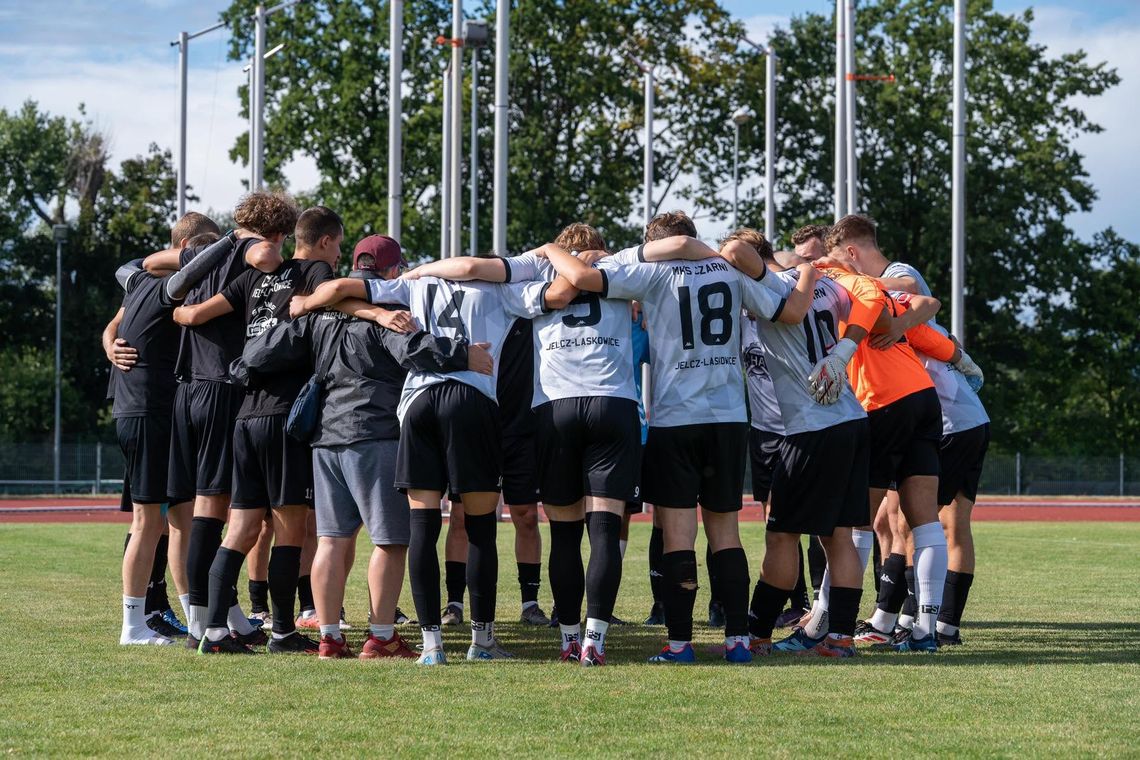 Awans "Sokoła" i "Czarnych" Awans "Sokoła" i "Czarnych"