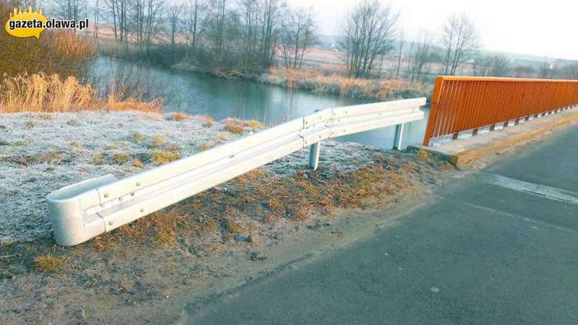 Barierki będą, ale na razie tylko przy jednym stawie Barierki będą, ale na razie tylko przy jednym stawie