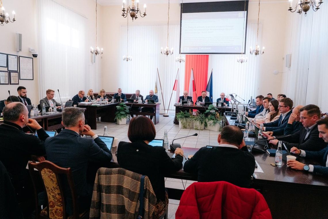 Będzie sesja nadzwyczajna? Chodzi o smród w Miłoszycach i Łęgu